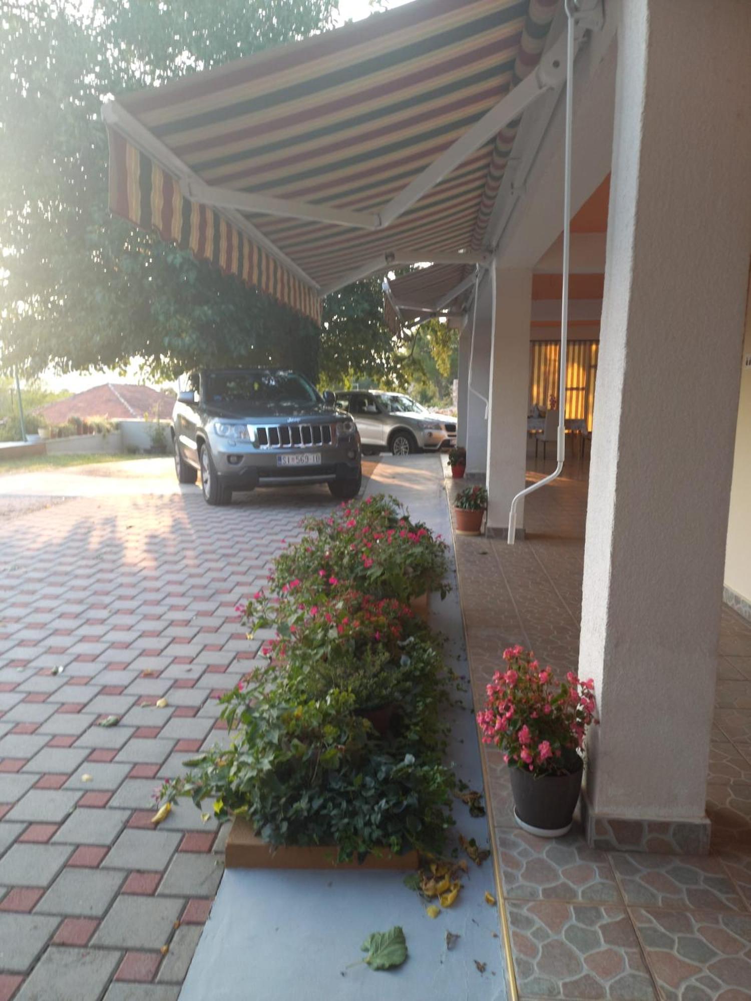 Apartmani Corleone Bilice Dış mekan fotoğraf