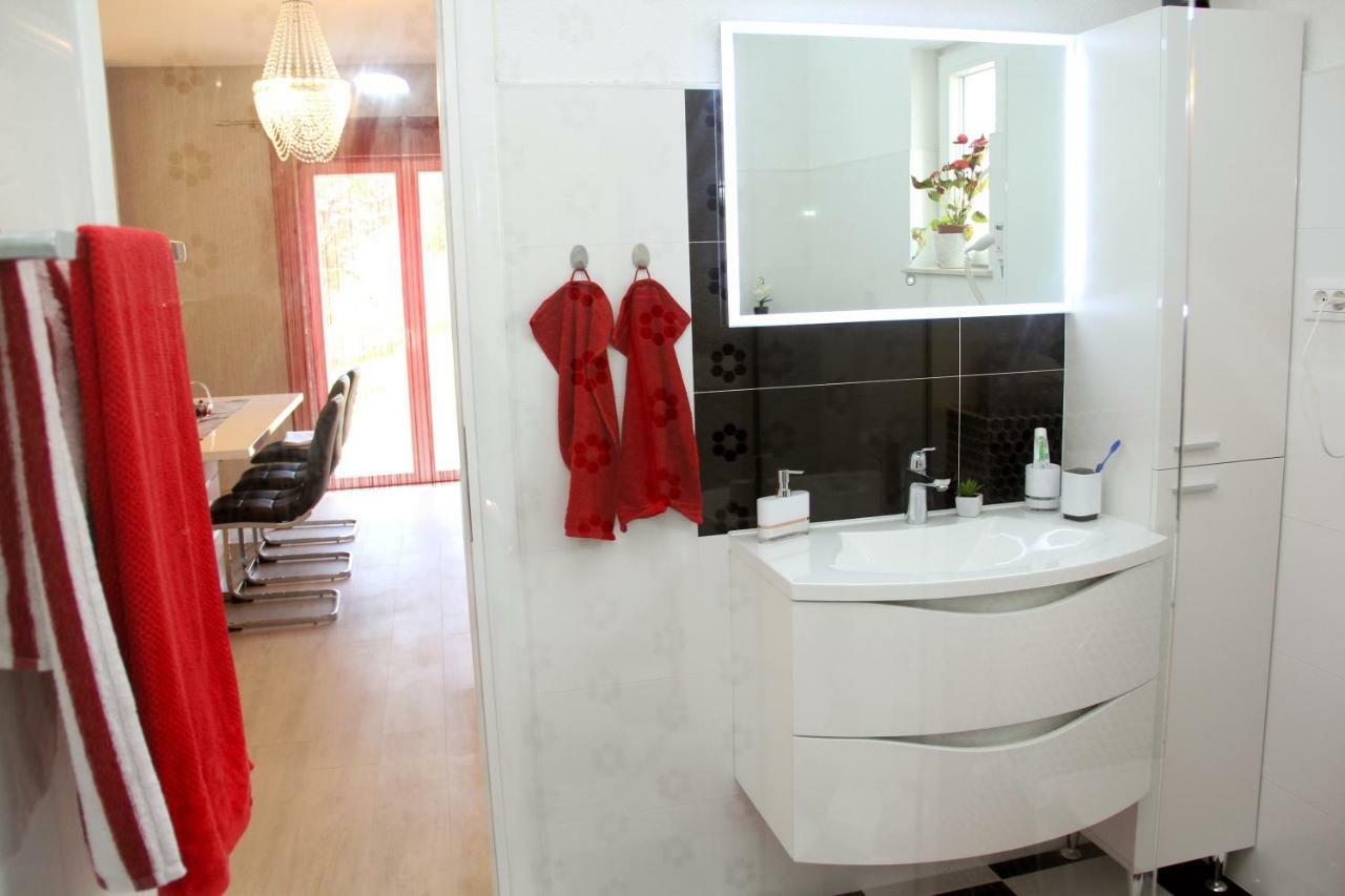 Apartmani Corleone Bilice Dış mekan fotoğraf