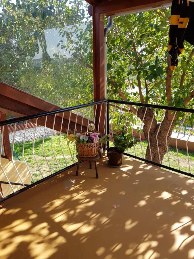 Apartmani Corleone Bilice Dış mekan fotoğraf